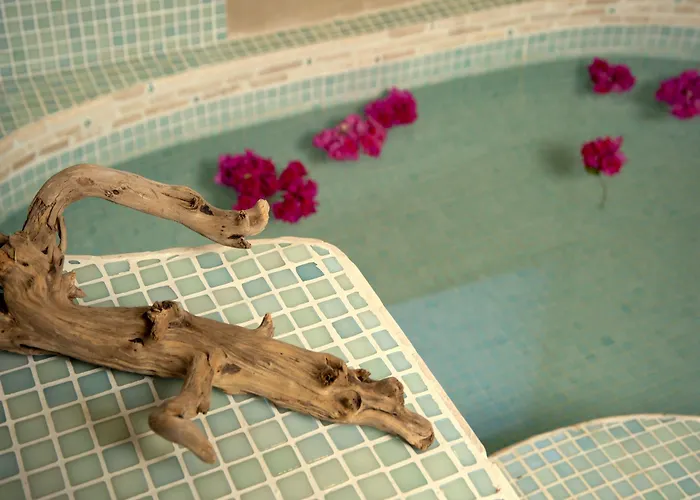 Cala Luna Boutique & Resort